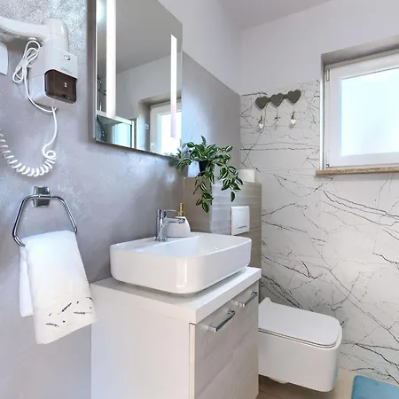 Holiday home Fenix By Interhome *