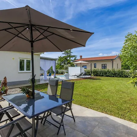 Holiday home Fenix By Interhome *